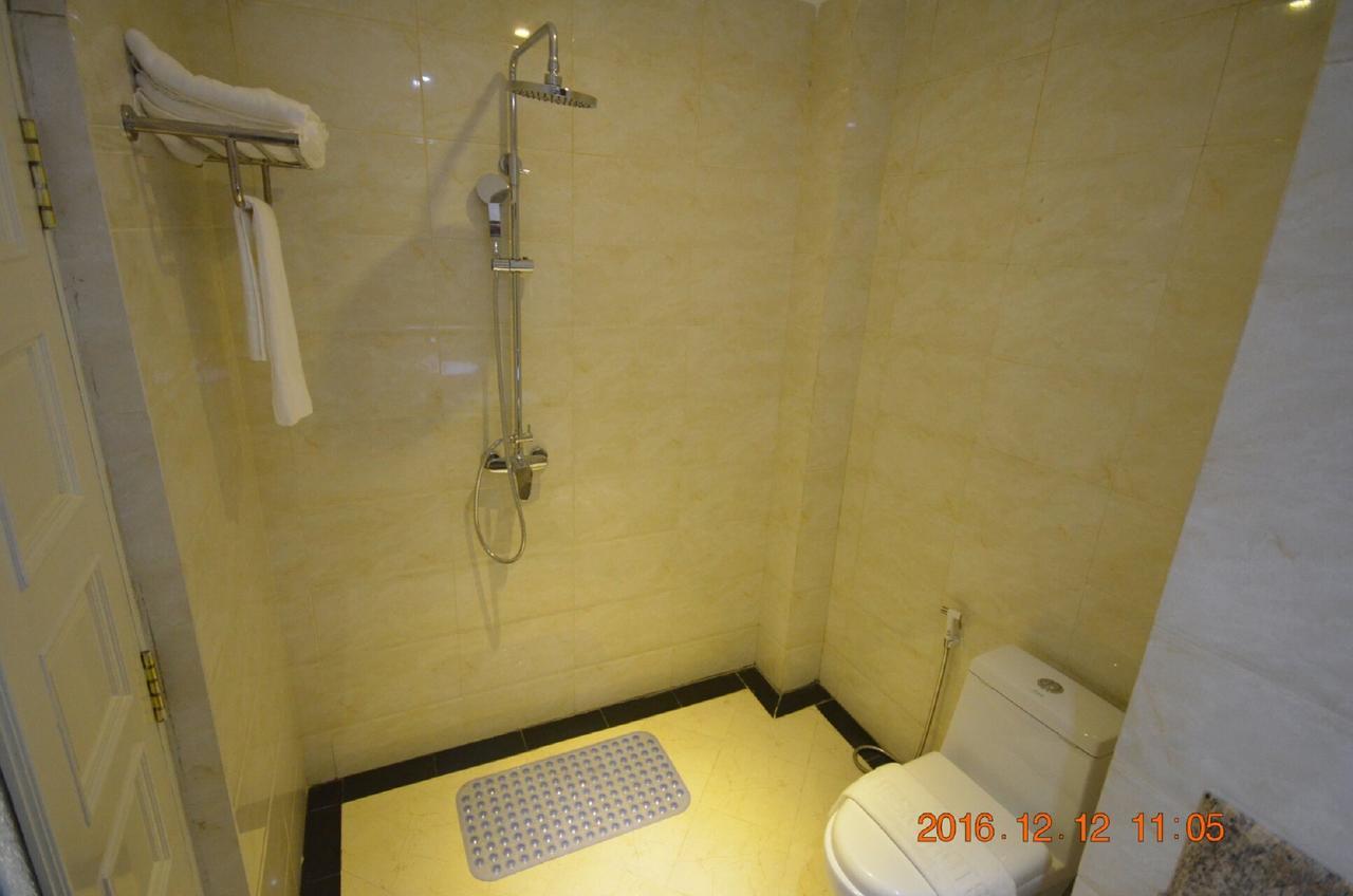 Hotel Thipaw Hsipaw Esterno foto