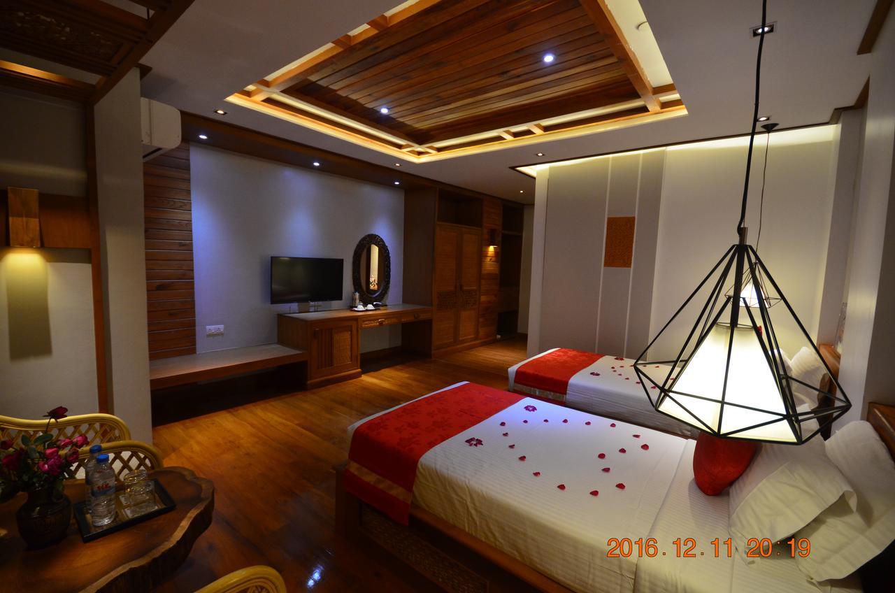 Hotel Thipaw Hsipaw Esterno foto