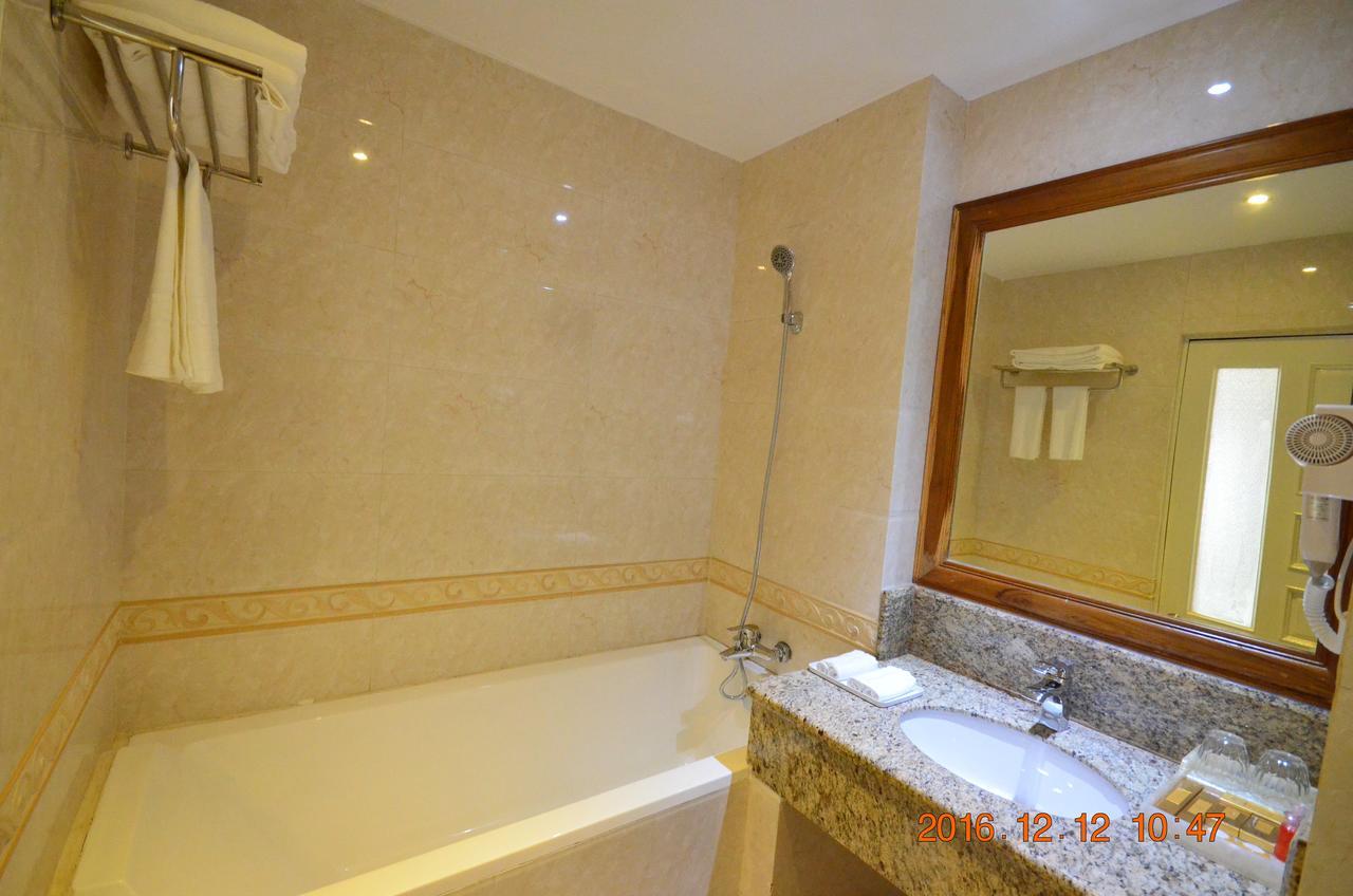 Hotel Thipaw Hsipaw Esterno foto
