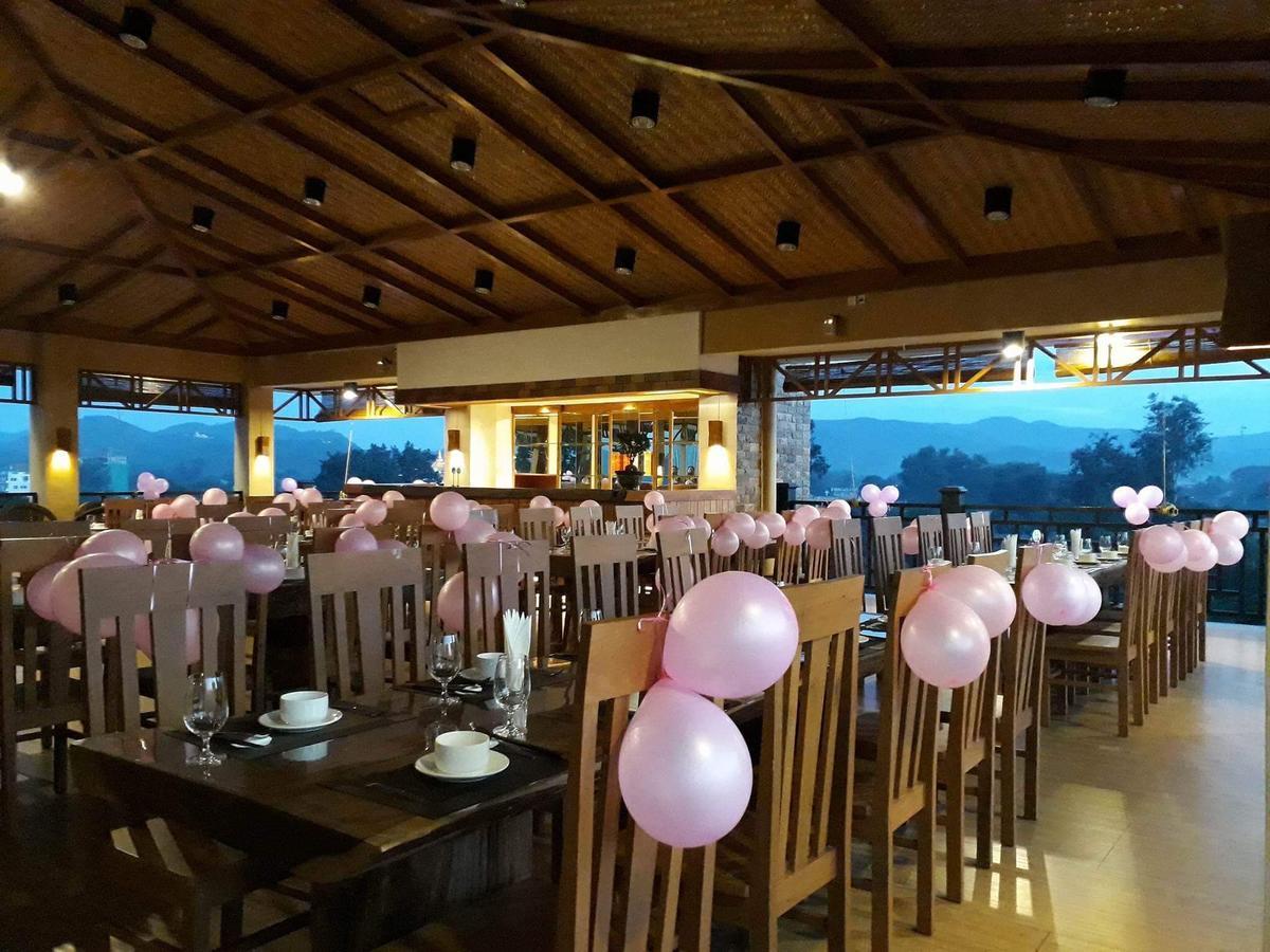 Hotel Thipaw Hsipaw Esterno foto