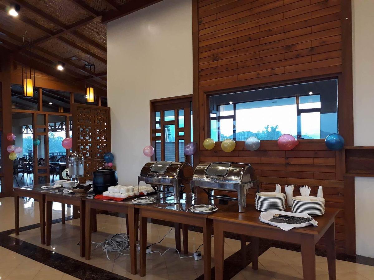 Hotel Thipaw Hsipaw Esterno foto