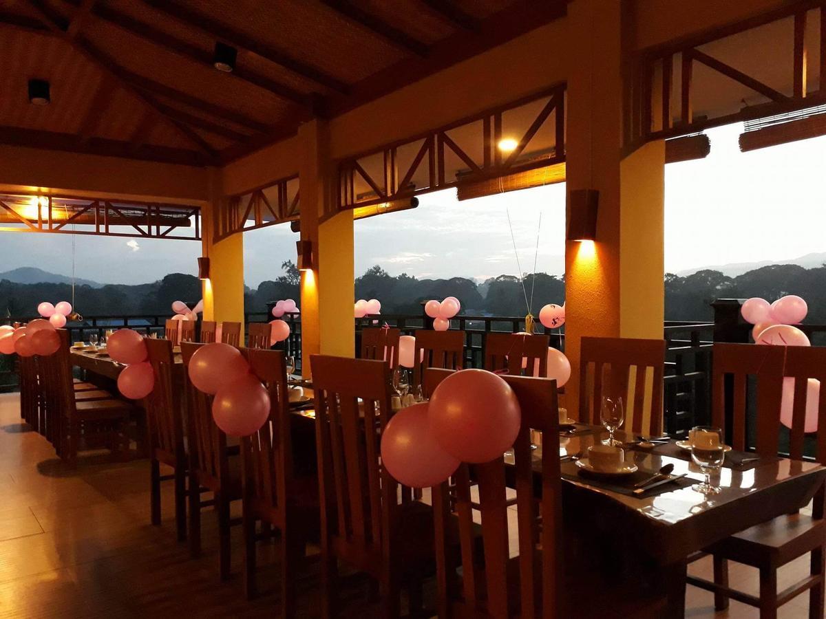 Hotel Thipaw Hsipaw Esterno foto